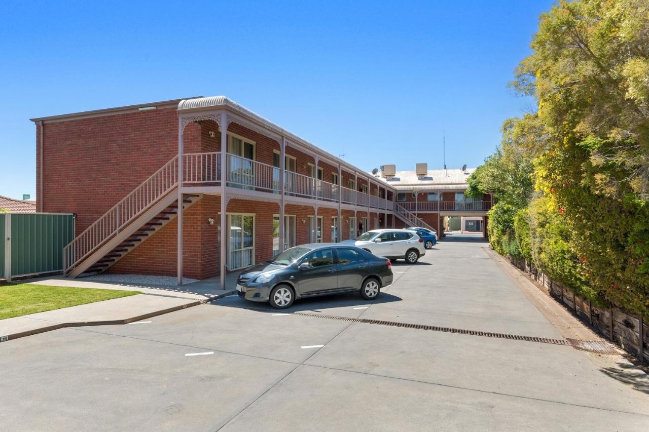 Burke And Wills Motor Inn Swan Hill Eksteriør billede