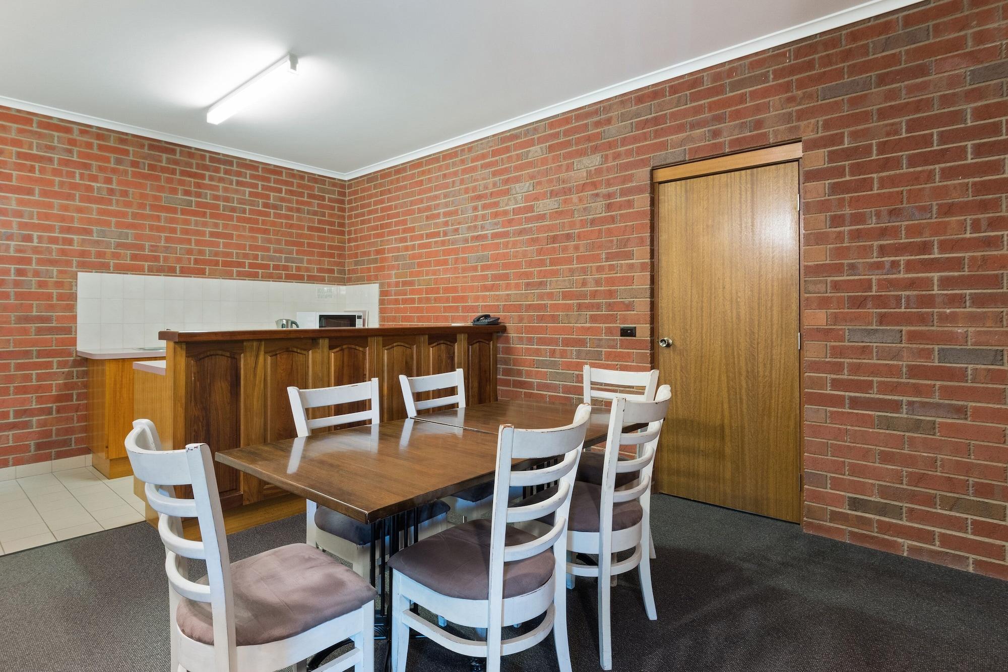 Burke And Wills Motor Inn Swan Hill Eksteriør billede